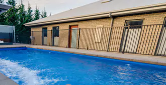 ALUMINIUM POOL FENCING